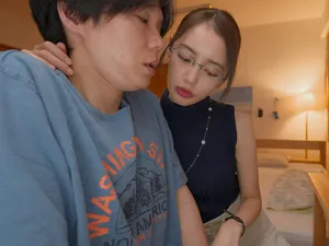 Thanh niên ép quan hệ Người vợ quản lý ngay trước mặt để trả thù vì bị sa thải