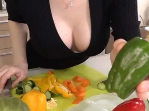 BKYNB-022 Tôi đã bị lừa bởi một bức ảnh tôi tìm thấy trên SNS và bị một gã đầu óc rỗng tuếch mà tôi gặp lần đầu làm tình dữ dội và kết quả là bị xuất tinh vào trong.