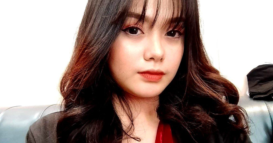 Giải toả áp lực công việc bằng cách lén lút với đồng nghiệp